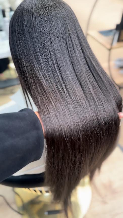 Sweet Professional Straightening System Brazilian Keratin Blowout Treatment 3x1Liter Keratin behandeling speciaal voor krullend haar wordt glad&zijdig + Sweet Hair Professional First Flat Iron 32mm