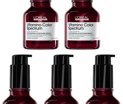 L'Oréal Professionnel Vitamino Color Spectrum Glass Shine Serum biedt geavanceerde verzorging voor zowel gekleurd als niet-gekleurd haar. Dit leave-in serum is verrijkt met 5% alpha-silane, wat bij verhitting een beschermende laag vormt rond de haarvezels. Deze laag helpt niet alleen de kleurintensiteit te behouden, maar biedt ook bescherming tegen hitte tot 230°C en UV-schade, essentieel voor het onderhouden van gezond haar. flaka.be